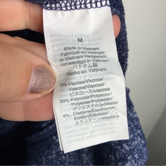 J. By J. Crew navy blue long sleeve top side knot size medium - Picture 4 of 5